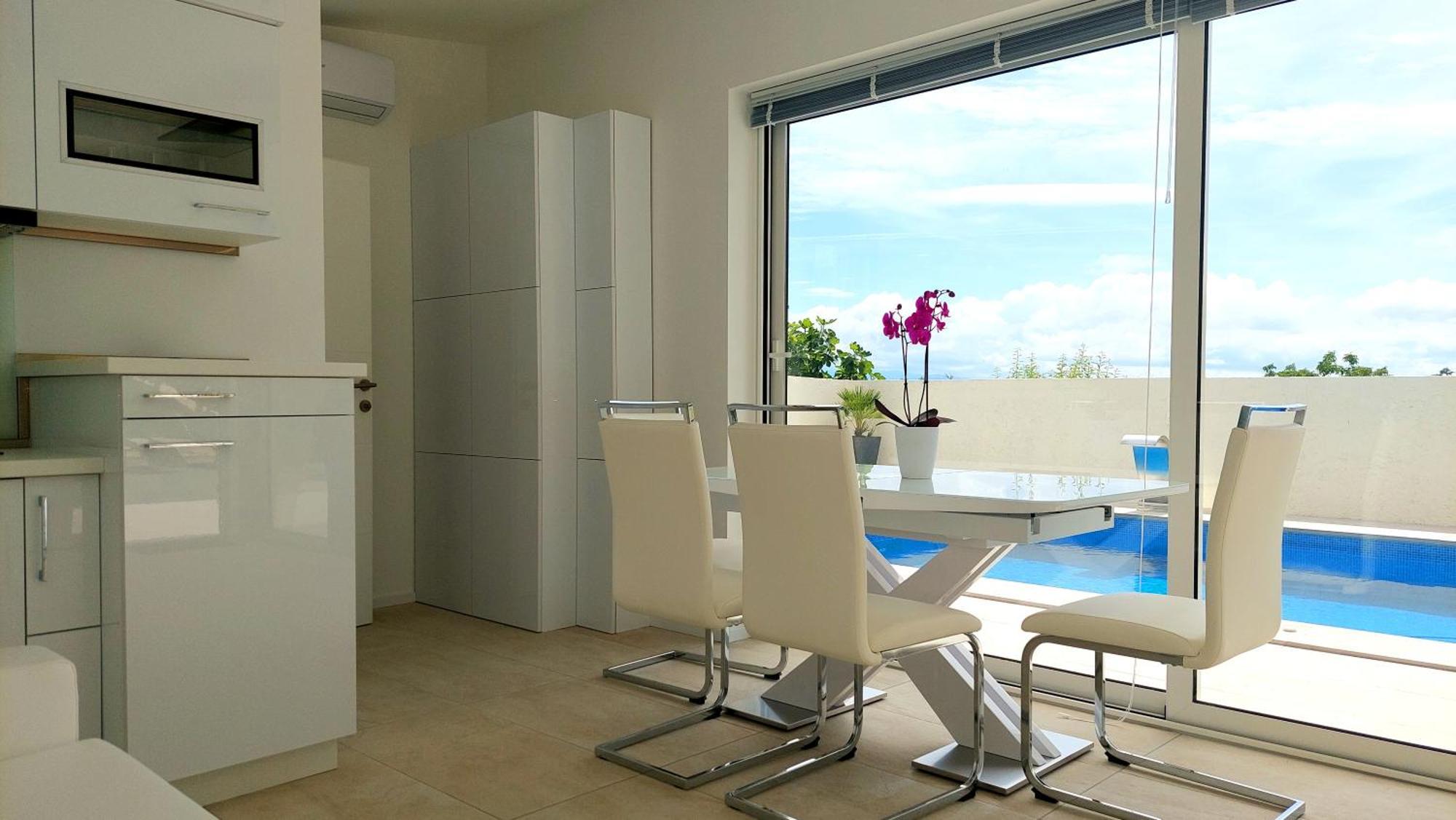 Penthouse Jacuzzi & Pool Apartmants Опатия Экстерьер фото