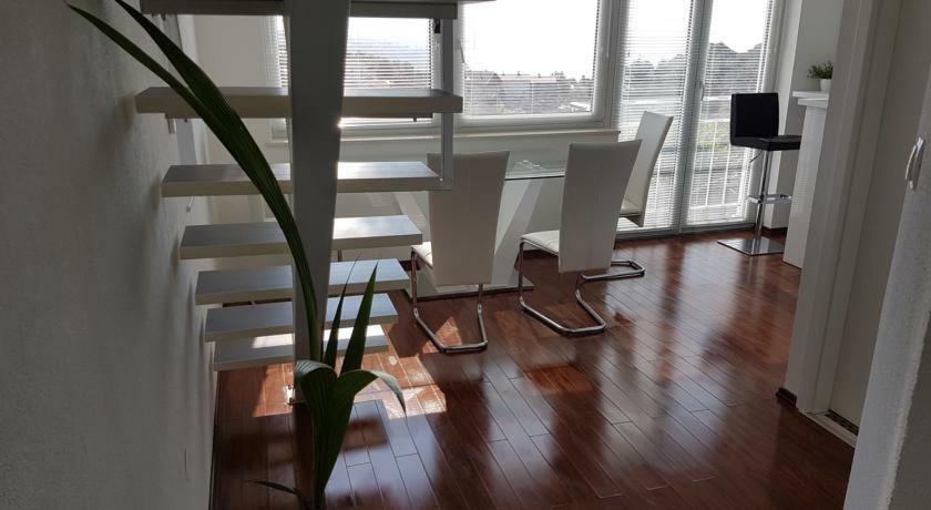 Penthouse Jacuzzi & Pool Apartmants Опатия Экстерьер фото